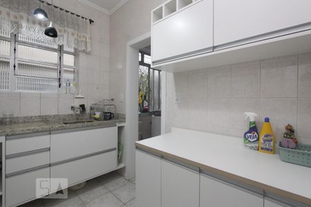 COZINHA de apartamento para alugar com 2 quartos, 81m² em Bom Fim, Porto Alegre