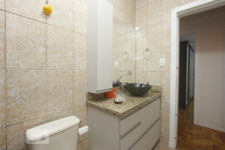 BANHEIRO SOCIAL de apartamento para alugar com 2 quartos, 81m² em Bom Fim, Porto Alegre