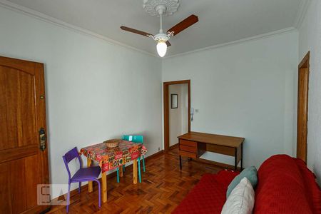 Sala de apartamento para alugar com 1 quarto, 49m² em Menino Deus, Porto Alegre