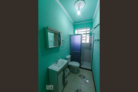 Banheiro de apartamento para alugar com 1 quarto, 49m² em Menino Deus, Porto Alegre