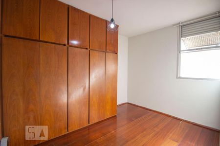 Quarto 1 - Armários de apartamento para alugar com 2 quartos, 85m² em Jardim Santa Teresa, Jundiaí