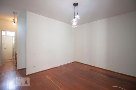 Sala de apartamento para alugar com 2 quartos, 85m² em Jardim Santa Teresa, Jundiaí