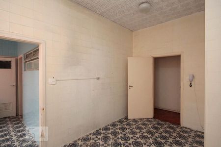 Apartamento à venda com 101m², 2 quartos e 1 vagaCozinha