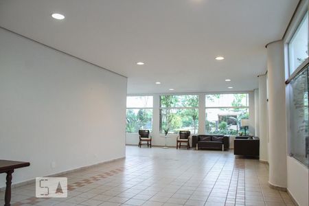 Apartamento à venda com 101m², 2 quartos e 1 vagaSalão de Festas