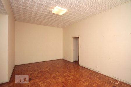 Apartamento à venda com 101m², 2 quartos e 1 vagaSala