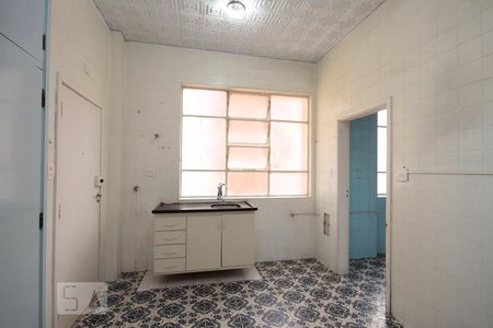 Apartamento à venda com 101m², 2 quartos e 1 vagaCozinha