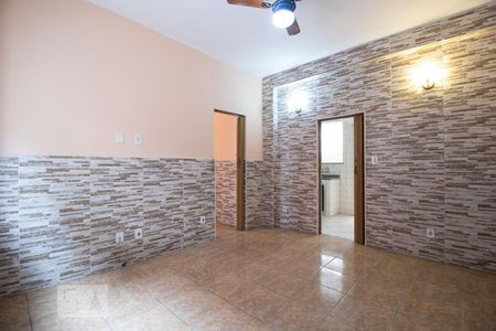 Sala de casa para alugar com 2 quartos, 60m² em Olaria, Rio de Janeiro