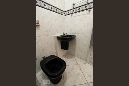 Casa para alugar com 60m², 2 quartos e sem vagaBanheiro