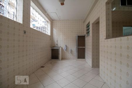 Casa para alugar com 60m², 2 quartos e sem vagaÁrea de Serviço