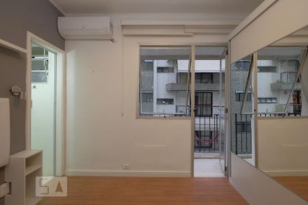 Quarto Suíte de apartamento para alugar com 2 quartos, 70m² em Tijuca, Rio de Janeiro