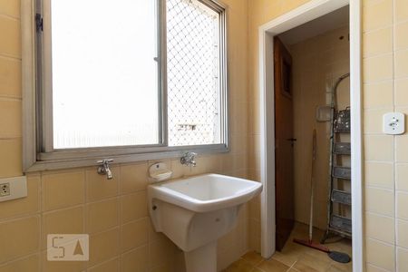 Apartamento para alugar com 110m², 3 quartos e 1 vaga Apartamento para alugar com 110m², 3 quartos e 1 vagaLavanderia