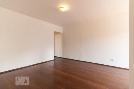 Sala de apartamento para alugar com 3 quartos, 110m² em Liberdade, São Paulo