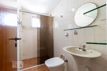 Apartamento para alugar com 110m², 3 quartos e 1 vaga Apartamento para alugar com 110m², 3 quartos e 1 vagaBanheiro