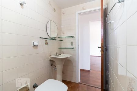 Apartamento para alugar com 110m², 3 quartos e 1 vaga Apartamento para alugar com 110m², 3 quartos e 1 vagaBanheiro
