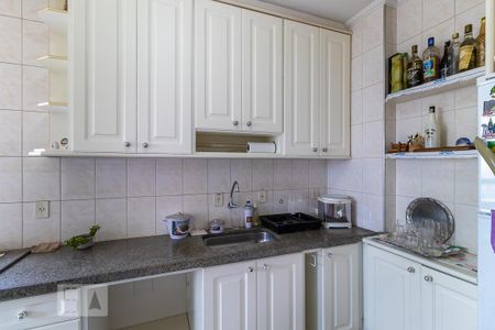 Apartamento para alugar com 89m², 3 quartos e 2 vagas Apartamento para alugar com 89m², 3 quartos e 2 vagasCozinha