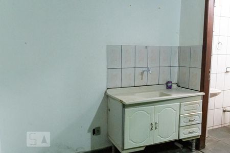 Cozinha de kitnet/studio para alugar com 1 quarto, 25m² em Jardim Japão, São Paulo