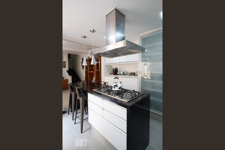 Casa à venda com 192m², 3 quartos e 2 vagas Casa à venda com 192m², 3 quartos e 2 vagasCozinha