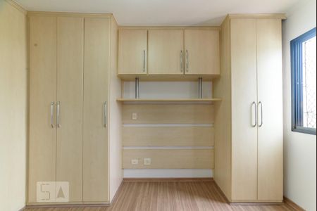 Apartamento para alugar com 66m², 2 quartos e 2 vagas Apartamento para alugar com 66m², 2 quartos e 2 vagasSuíte - Armários