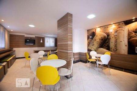 Apartamento à venda com 62m², 3 quartos e 1 vagaÁrea comum - Salão de festas