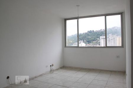 Sala de apartamento à venda com 3 quartos, 70m² em Santa Rosa, Niterói