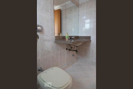 Apartamento à venda com 347m², 5 quartos e 5 vagasBanheiro da suíte 2