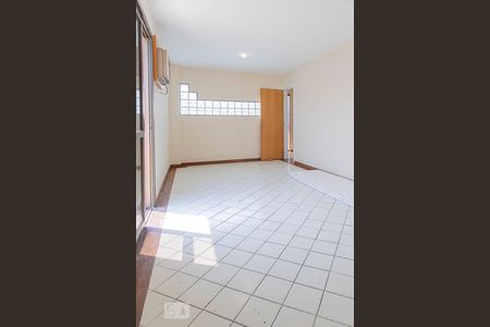 Apartamento à venda com 347m², 5 quartos e 5 vagasSala 2