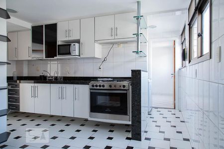 Apartamento à venda com 347m², 5 quartos e 5 vagasCozinha 