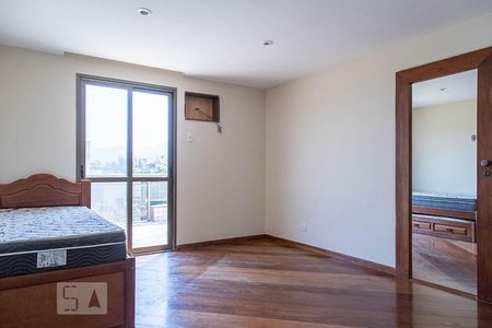 Apartamento à venda com 347m², 5 quartos e 5 vagasSuíte 3