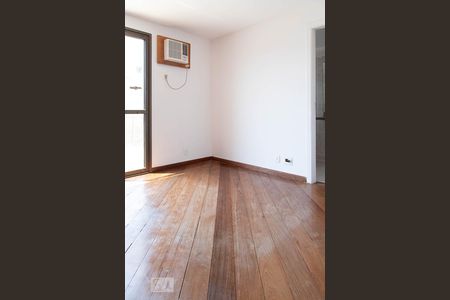 Apartamento à venda com 347m², 5 quartos e 5 vagasSuíte 2