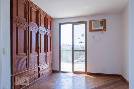Apartamento à venda com 347m², 5 quartos e 5 vagasSuíte 2