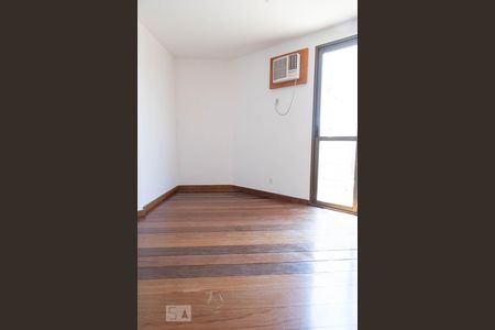 Apartamento à venda com 347m², 5 quartos e 5 vagasSuíte 1