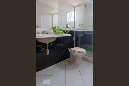 Apartamento à venda com 347m², 5 quartos e 5 vagasBanheiro da suíte 3