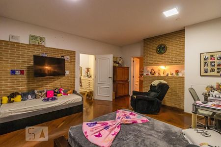 Casa à venda com 1280m², 5 quartos e 6 vagasSuíte 3