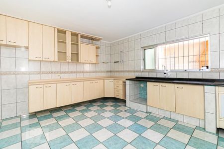 Casa à venda com 240m², 2 quartos e 3 vagasCozinha