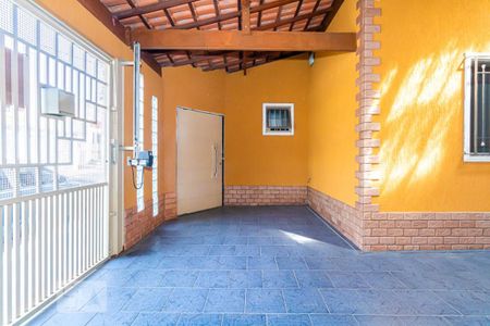 Casa à venda com 240m², 2 quartos e 3 vagasGaragem