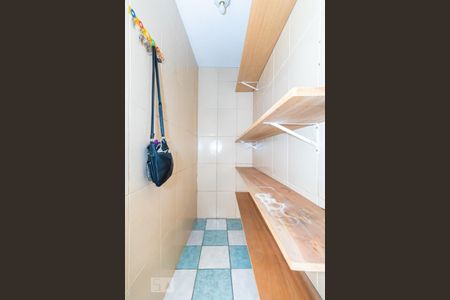 Casa à venda com 240m², 2 quartos e 3 vagasDispensa da Cozinha