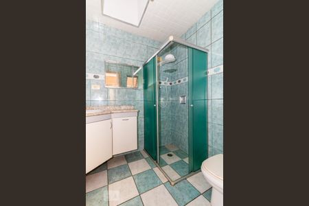 Casa à venda com 240m², 2 quartos e 3 vagasBanheiro