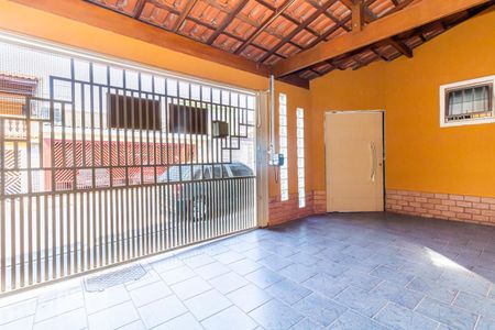 Casa à venda com 240m², 2 quartos e 3 vagasGaragem
