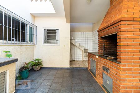 Casa à venda com 240m², 2 quartos e 3 vagasChurrasqueira