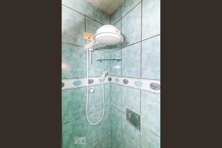 Casa à venda com 240m², 2 quartos e 3 vagasBanheiro