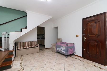 Sala de casa para alugar com 3 quartos, 200m² em Umuarama, Osasco