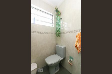 Lavabo de casa para alugar com 3 quartos, 200m² em Umuarama, Osasco