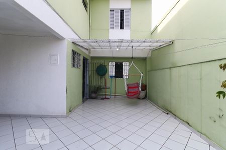 Quintal de casa à venda com 3 quartos, 200m² em Umuarama, Osasco