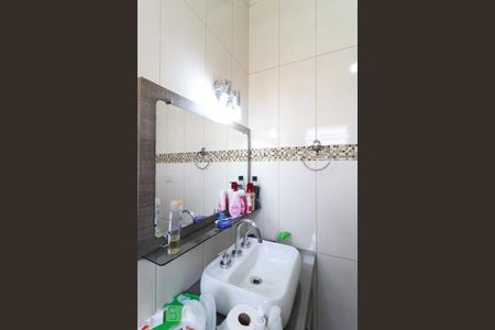 Banheiro da Suíte de casa à venda com 3 quartos, 200m² em Umuarama, Osasco