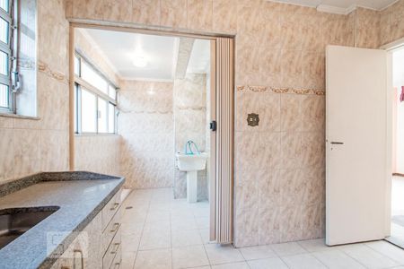 Apartamento à venda com 70m², 2 quartos e 1 vagaCozinha e Lavanderia