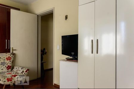 Quarto 2 de apartamento à venda com 2 quartos, 64m² em Jardim do Salso, Porto Alegre