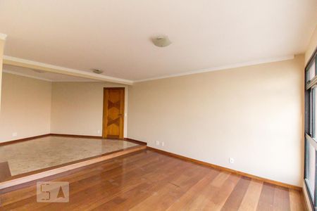 Apartamento à venda com 129m², 3 quartos e 2 vagas Apartamento à venda com 129m², 3 quartos e 2 vagasSala