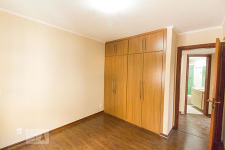 Apartamento à venda com 129m², 3 quartos e 2 vagas Apartamento à venda com 129m², 3 quartos e 2 vagasQuarto 1