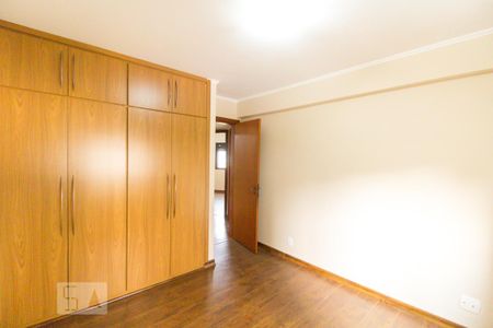 Apartamento à venda com 129m², 3 quartos e 2 vagas Apartamento à venda com 129m², 3 quartos e 2 vagasQuarto 1