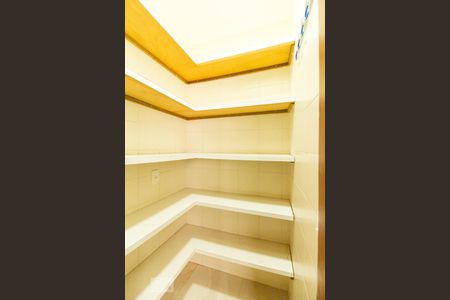 Apartamento à venda com 129m², 3 quartos e 2 vagas Apartamento à venda com 129m², 3 quartos e 2 vagasDespensa